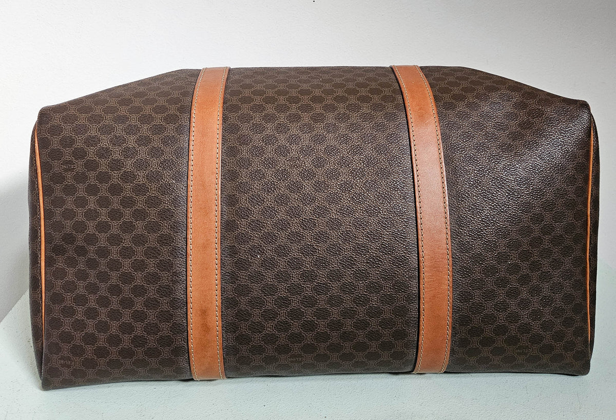 Sac de voyage Céline Boston Macadam vintage en toile enduite et cuir caramel