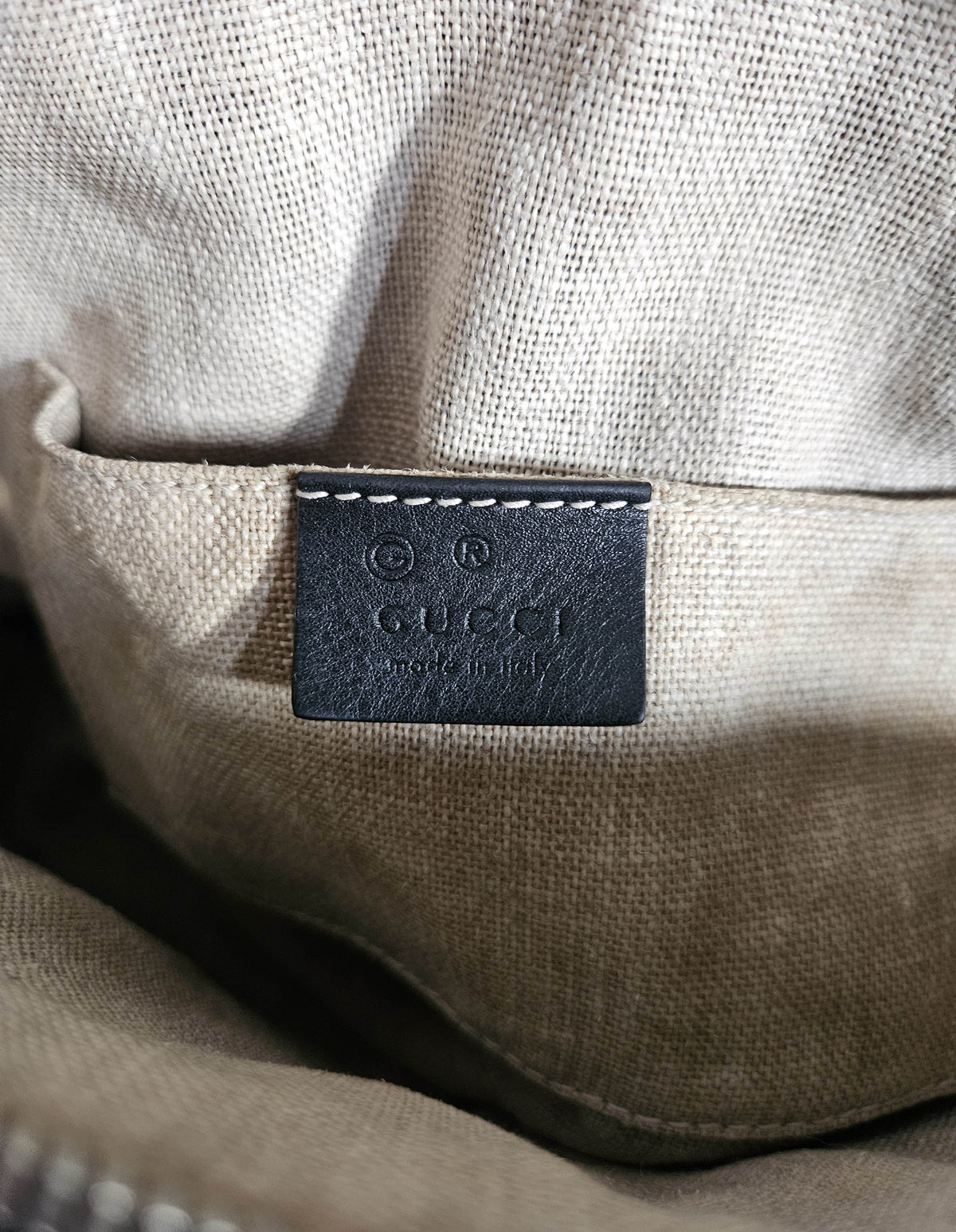 Sac Gucci Dome en cuir Guccissima noir