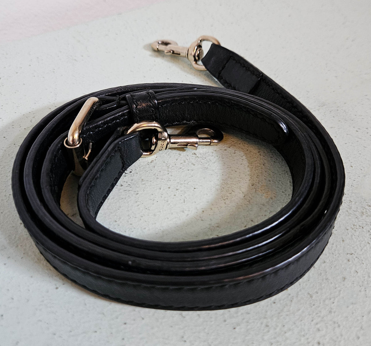 Sac Gucci Dome en cuir Guccissima noir