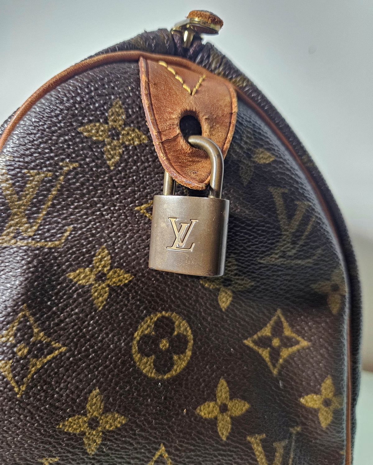 Louis Vuitton Speedy 25 Monogram Cadenas