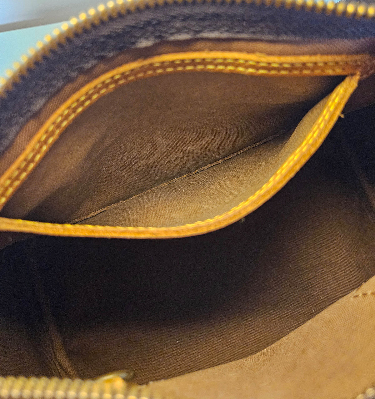 Louis Vuitton Speedy 25 Monogram