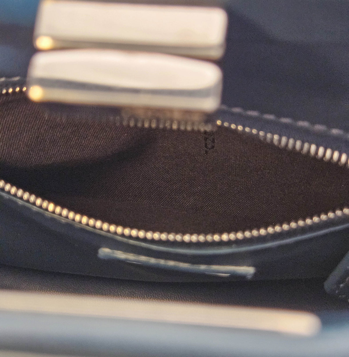 Fendi Peekaboo Mini bleu pétrole