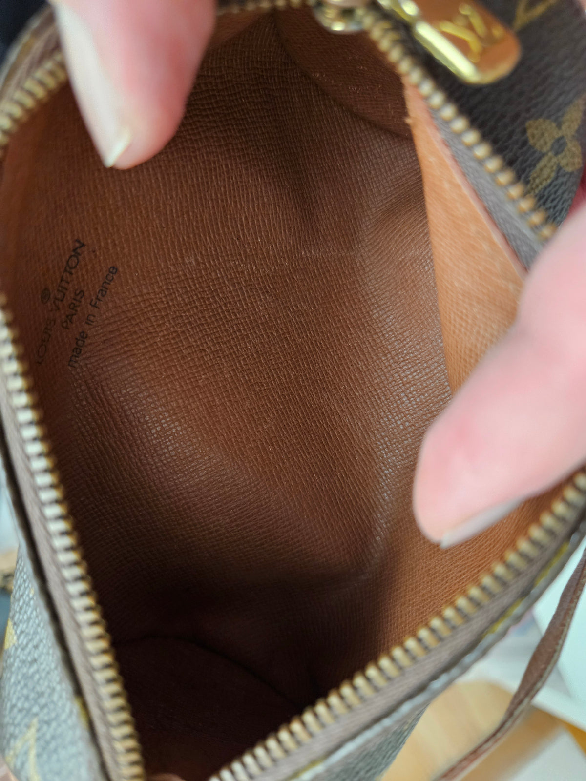 Louis Vuitton Papillon 30 + pochette assortie