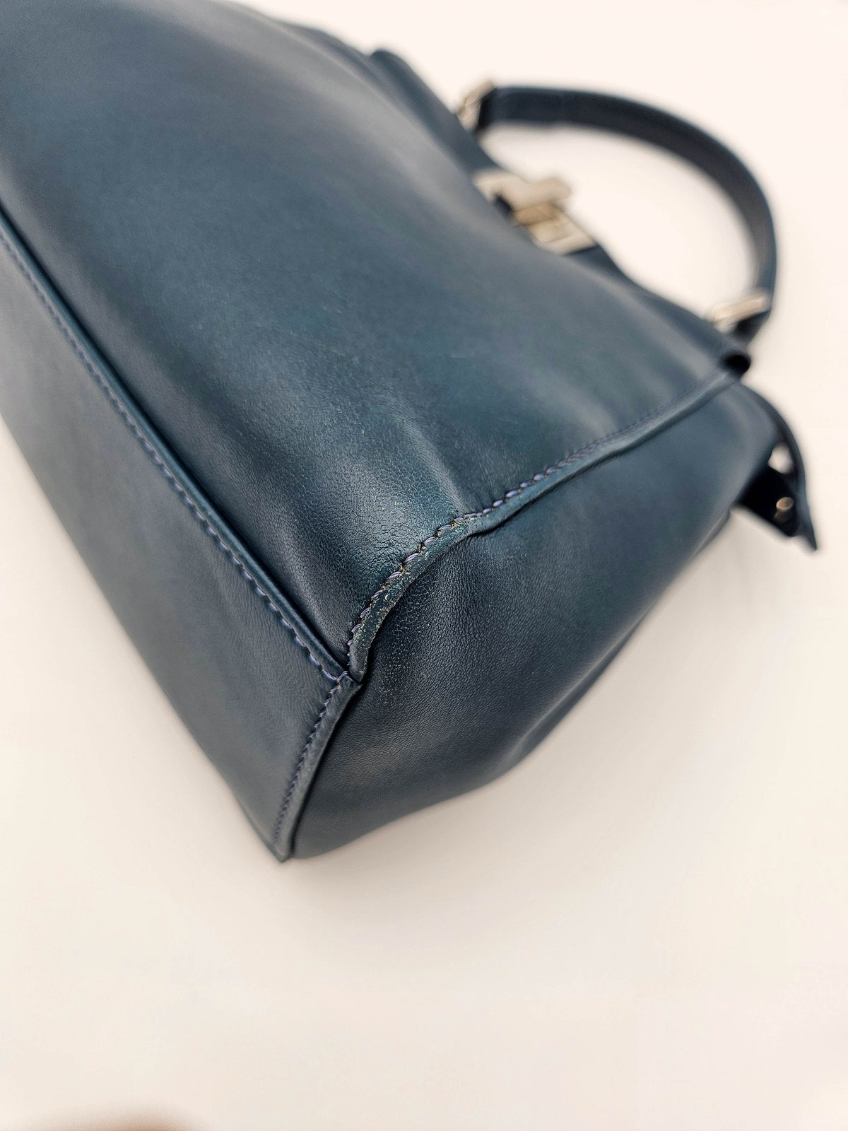 Fendi Peekaboo Mini bleu pétrole