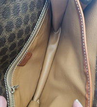 Sac Crossbody Céline Vintage Macadam en Toile Enduite