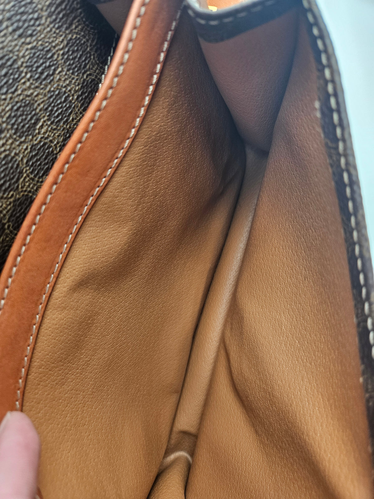 Sac Crossbody Céline Vintage Macadam en Toile Enduite