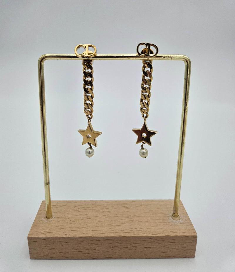 Boucles d’Oreilles Dior Doré & Perle