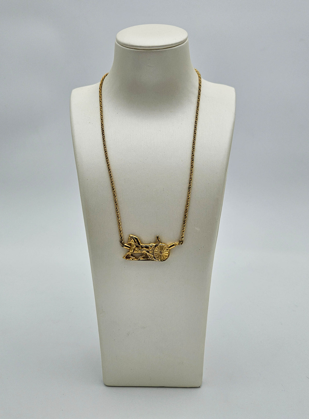 Collier Céline Horse Carriage