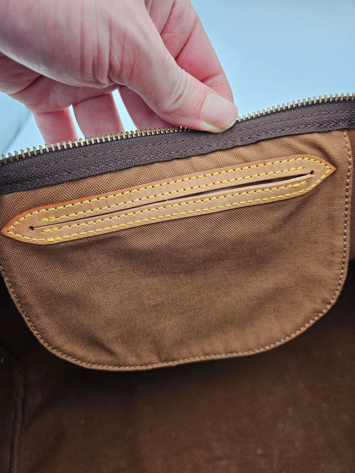 Louis Vuitton Speedy 40 Monogram