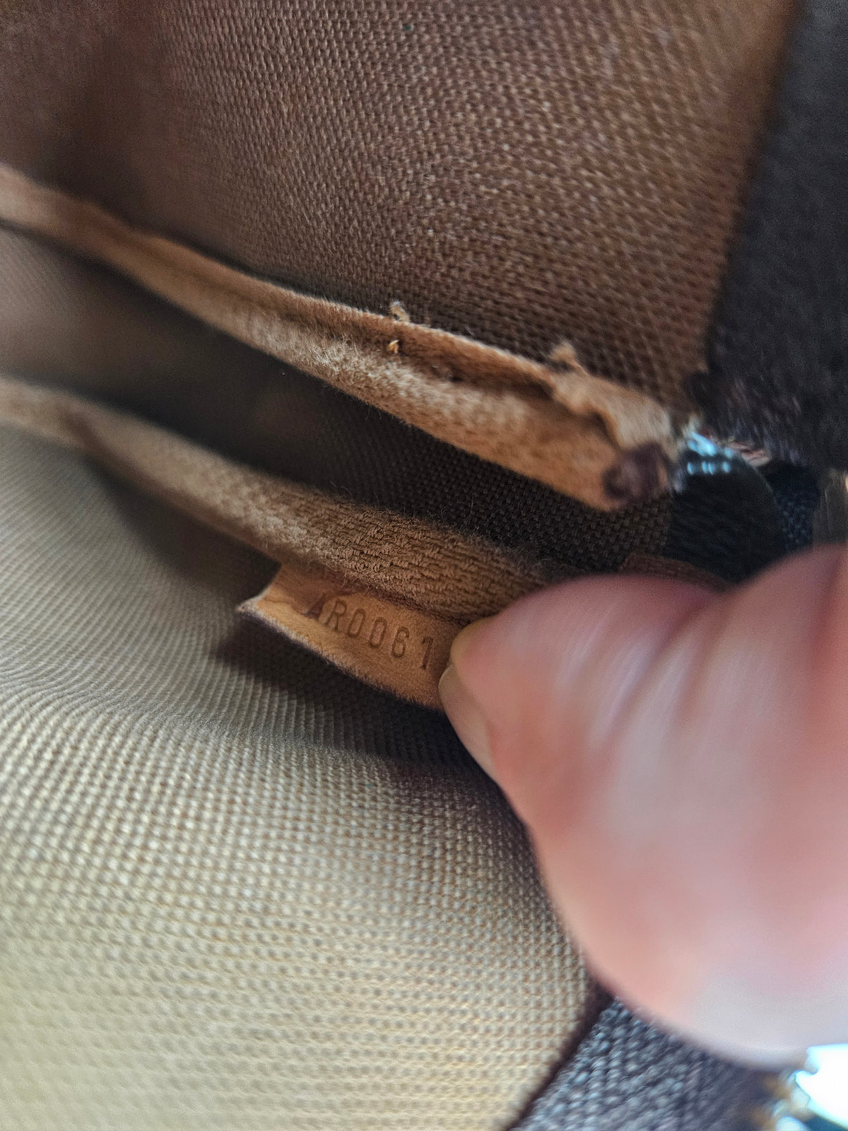 Pochette Louis Vuitton Monogram