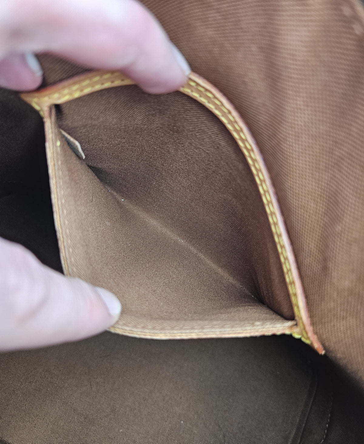 Louis Vuitton Alma PM