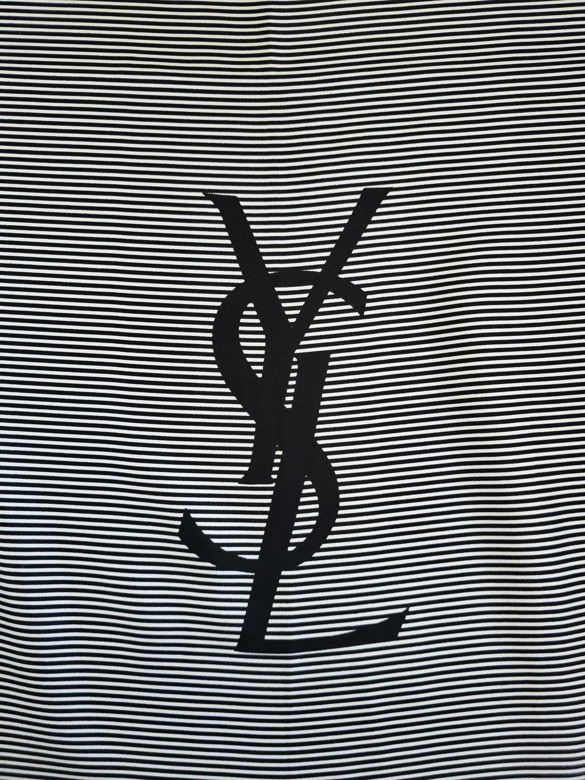 Foulard Yves Saint Laurent à rayures