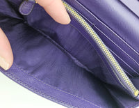 Portefeuille long Prada en cuir Saffiano violet