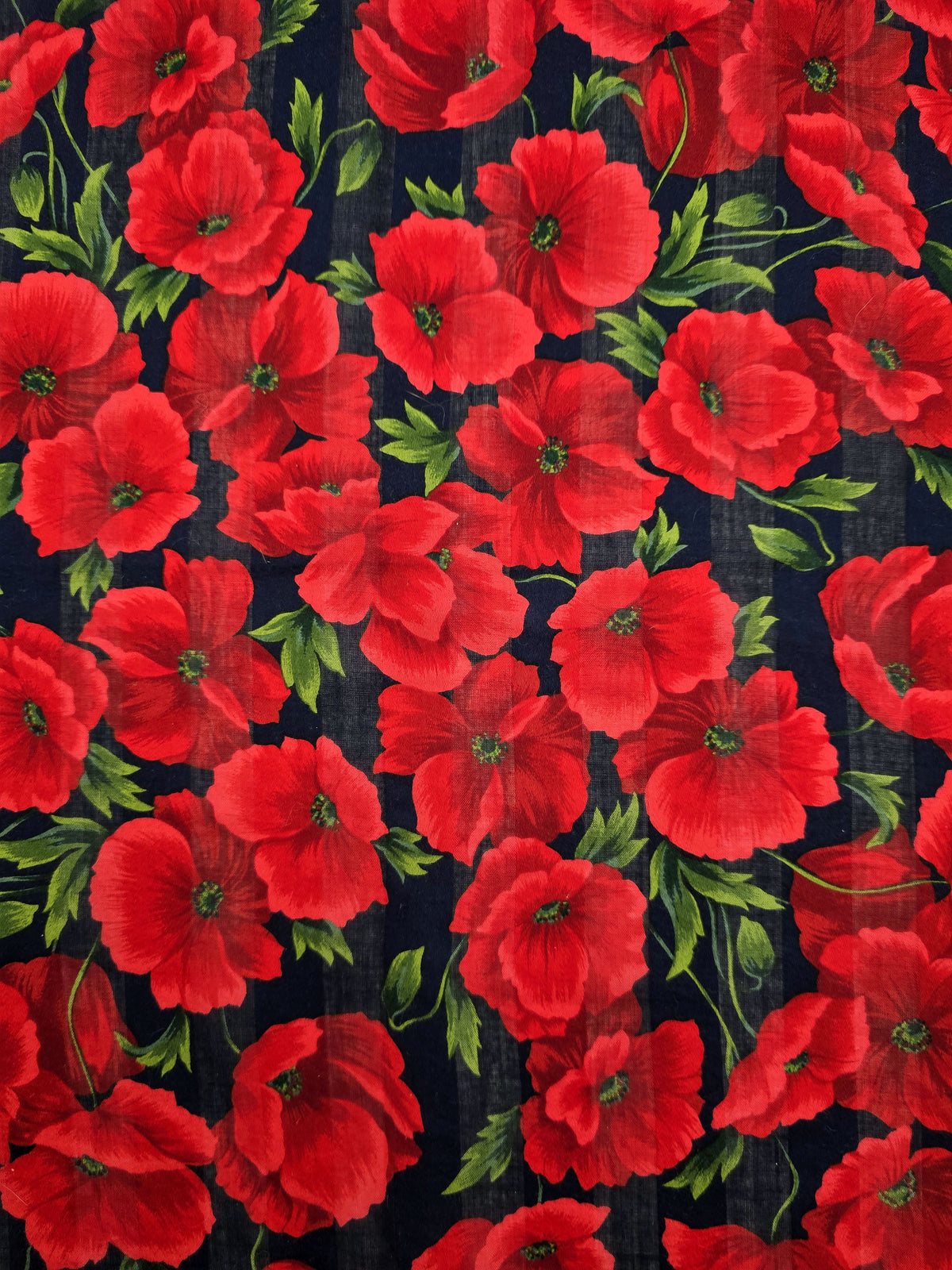 Foulard Vintage Yves Saint Laurent Bleu Marine À Motif Coquelicots Rouges