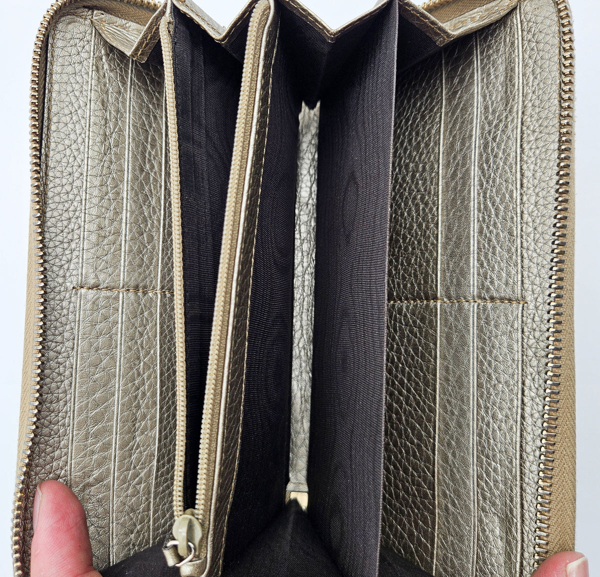 Portefeuille Gucci cuir grainé doré Bamboo zippy