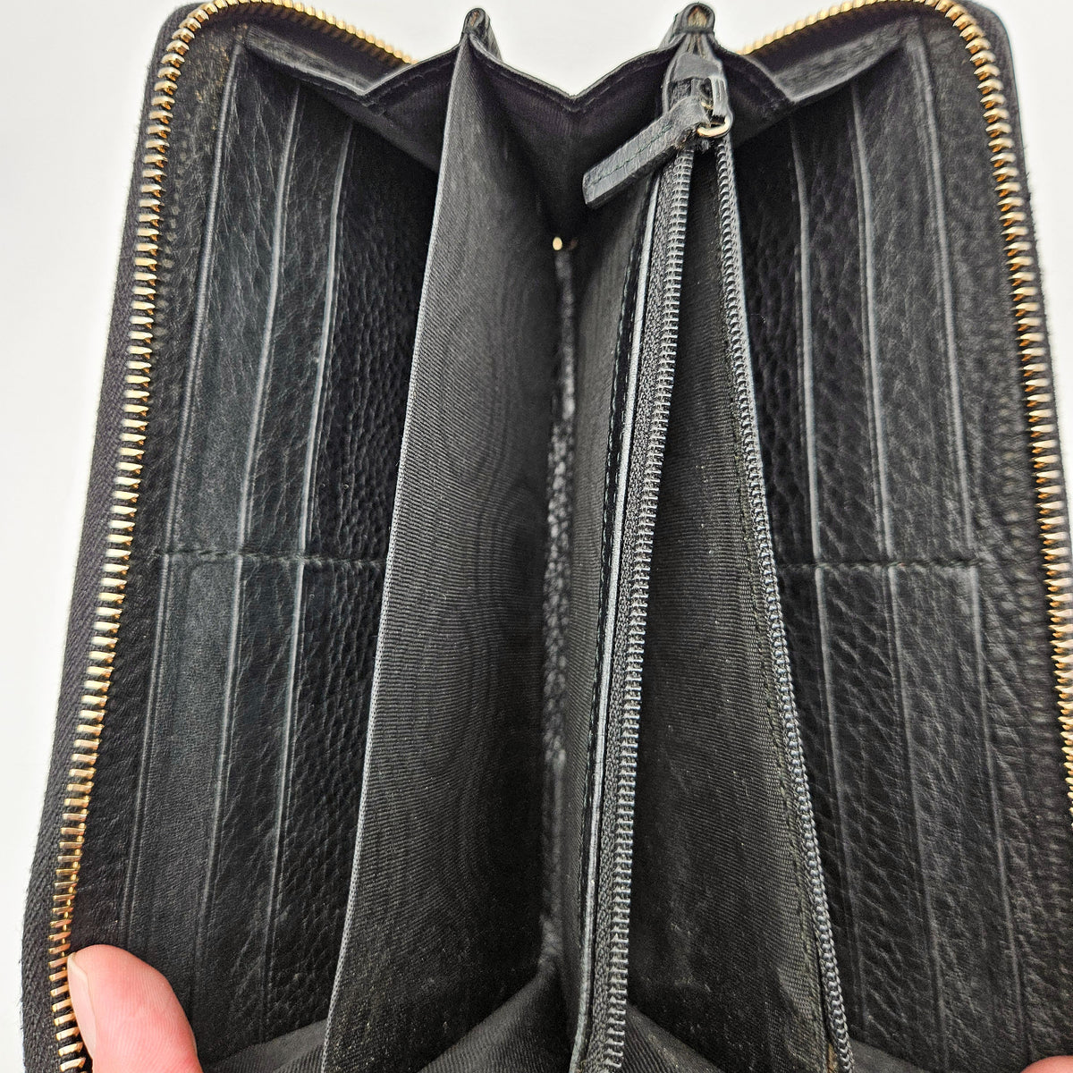 Gucci Portefeuille Compagnon GG Supreme