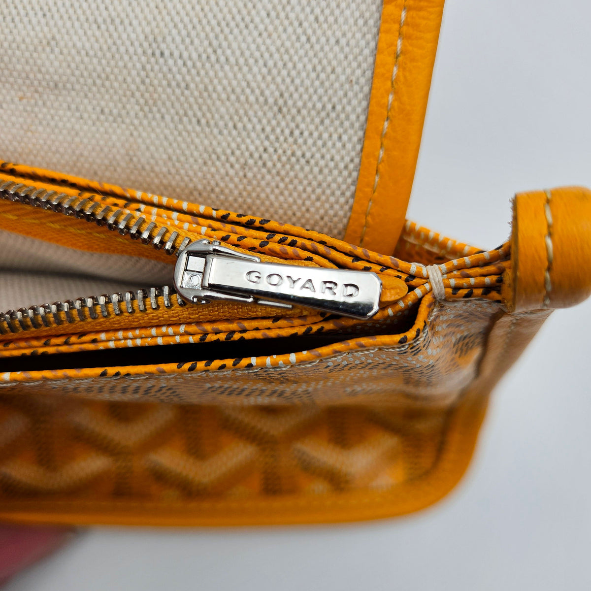 Goyard Plumet Pocket Wallet Goyardine Jaune Soleil