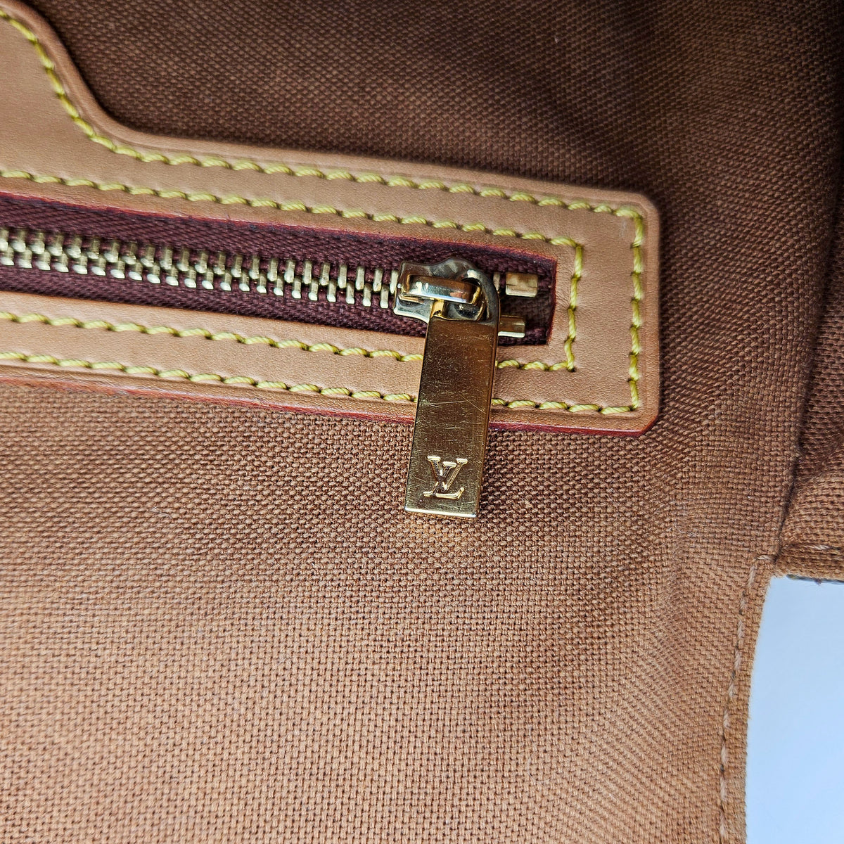 Louis Vuitton Mini Looping Monogramme