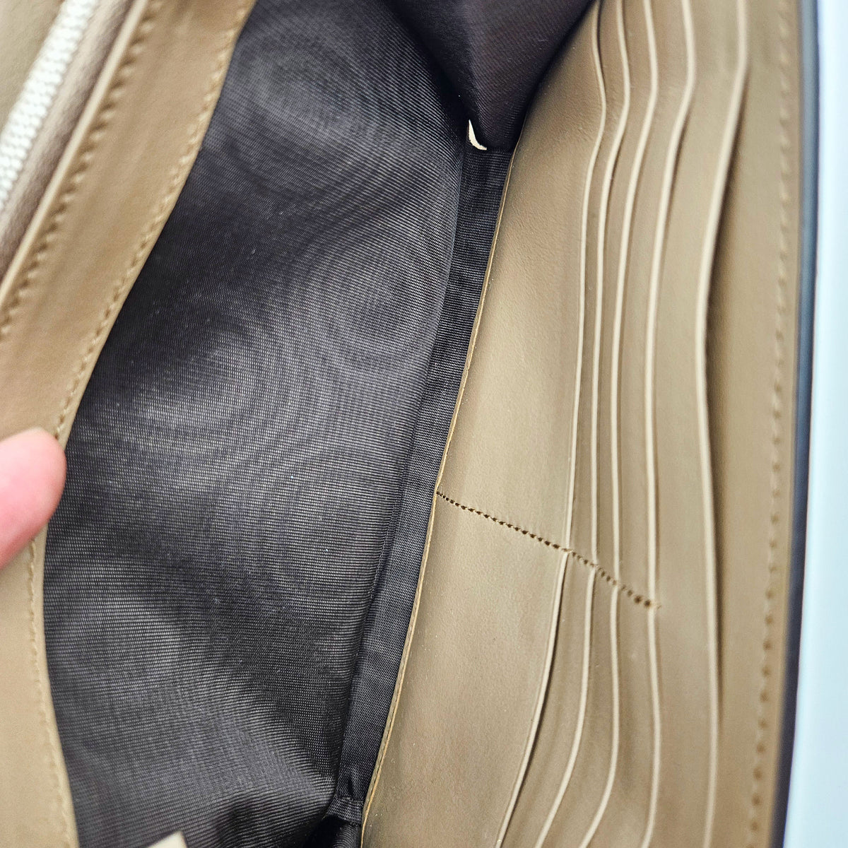 Gucci Dionysus Wallet on Chain GG Supreme