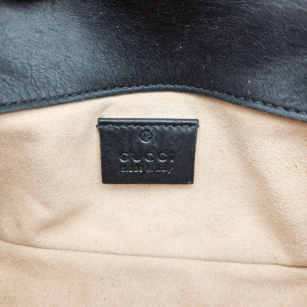Sac Gucci GG Marmont Super Mini Matelassé Noir