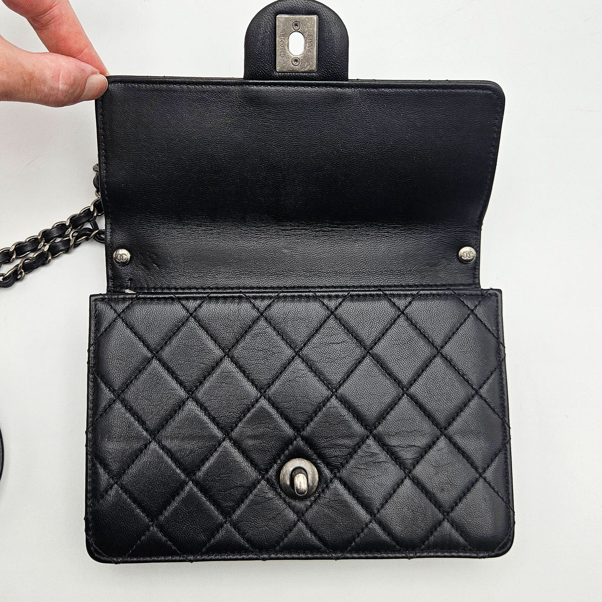 Chanel My Precious Pearls Mini Flap Noir