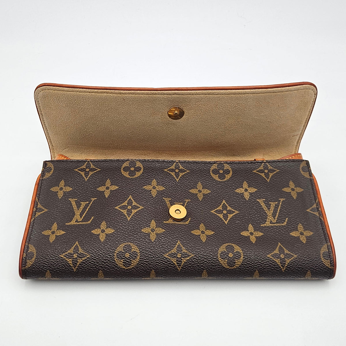Louis Vuitton Pochette Twin GM Monogram