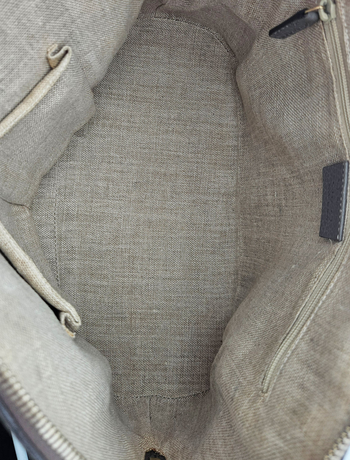 Gucci Dome Interlocking Grand modèle