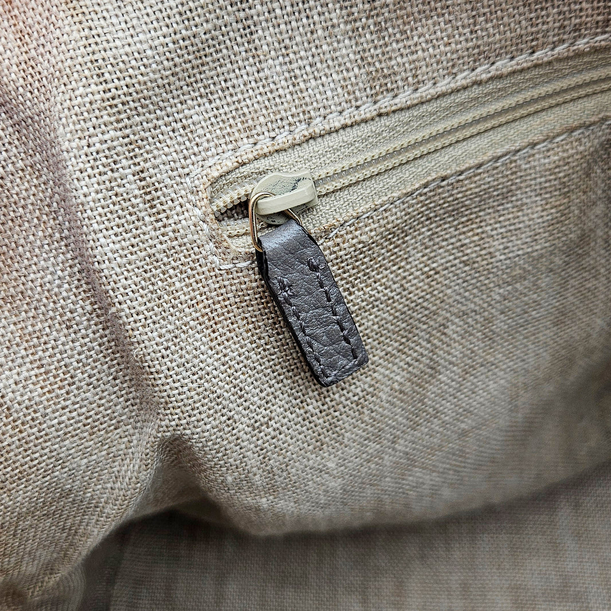 Gucci Dome Interlocking Grand modèle