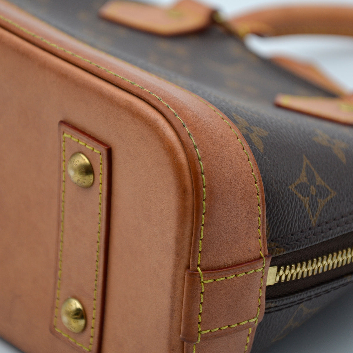 Louis Vuitton Alma BB Monogramme