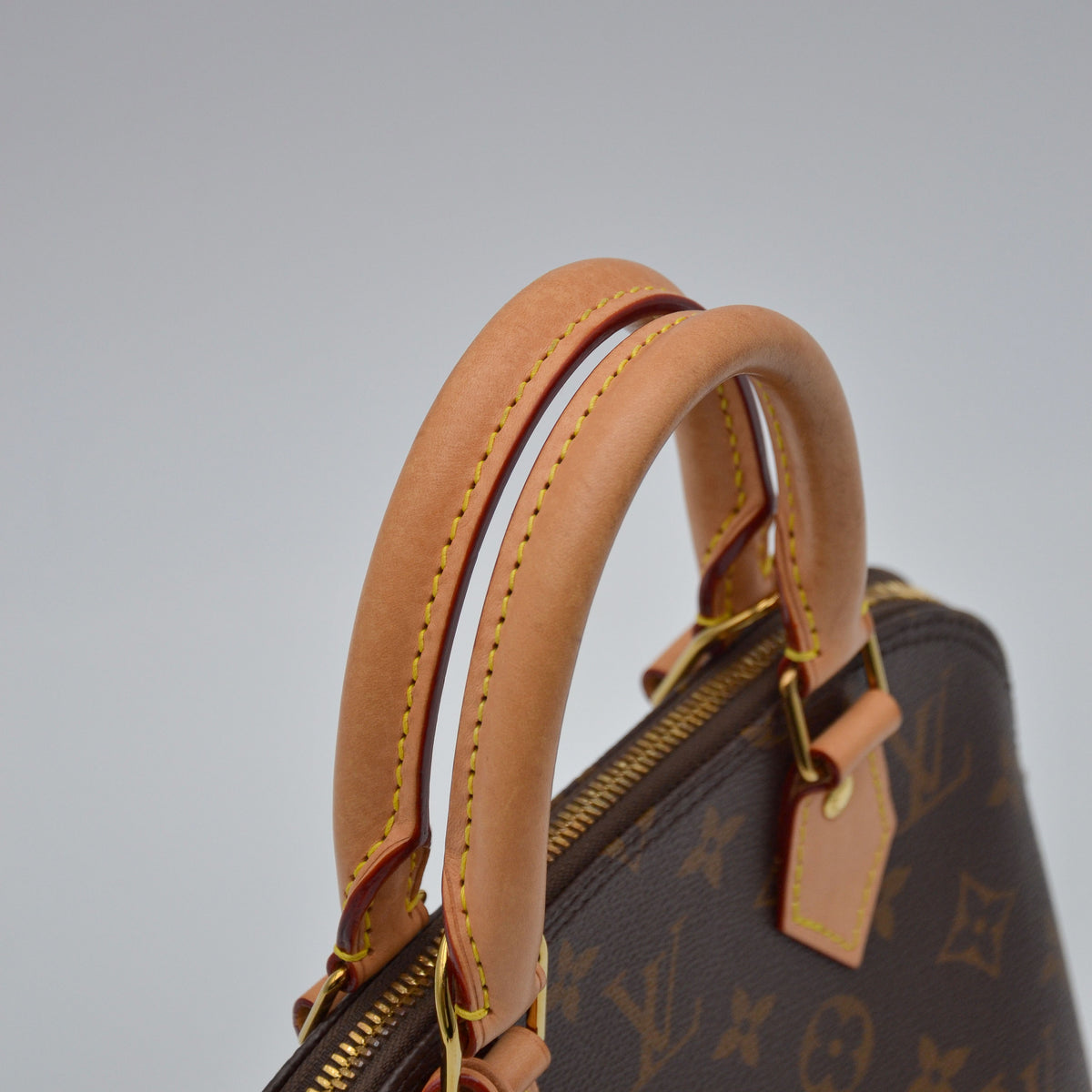Louis Vuitton Alma BB toile Monogram