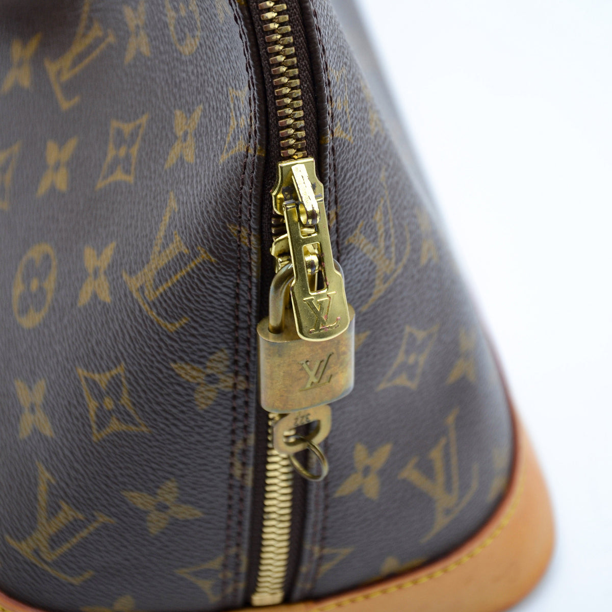 Louis Vuitton Alma PM Monogram
