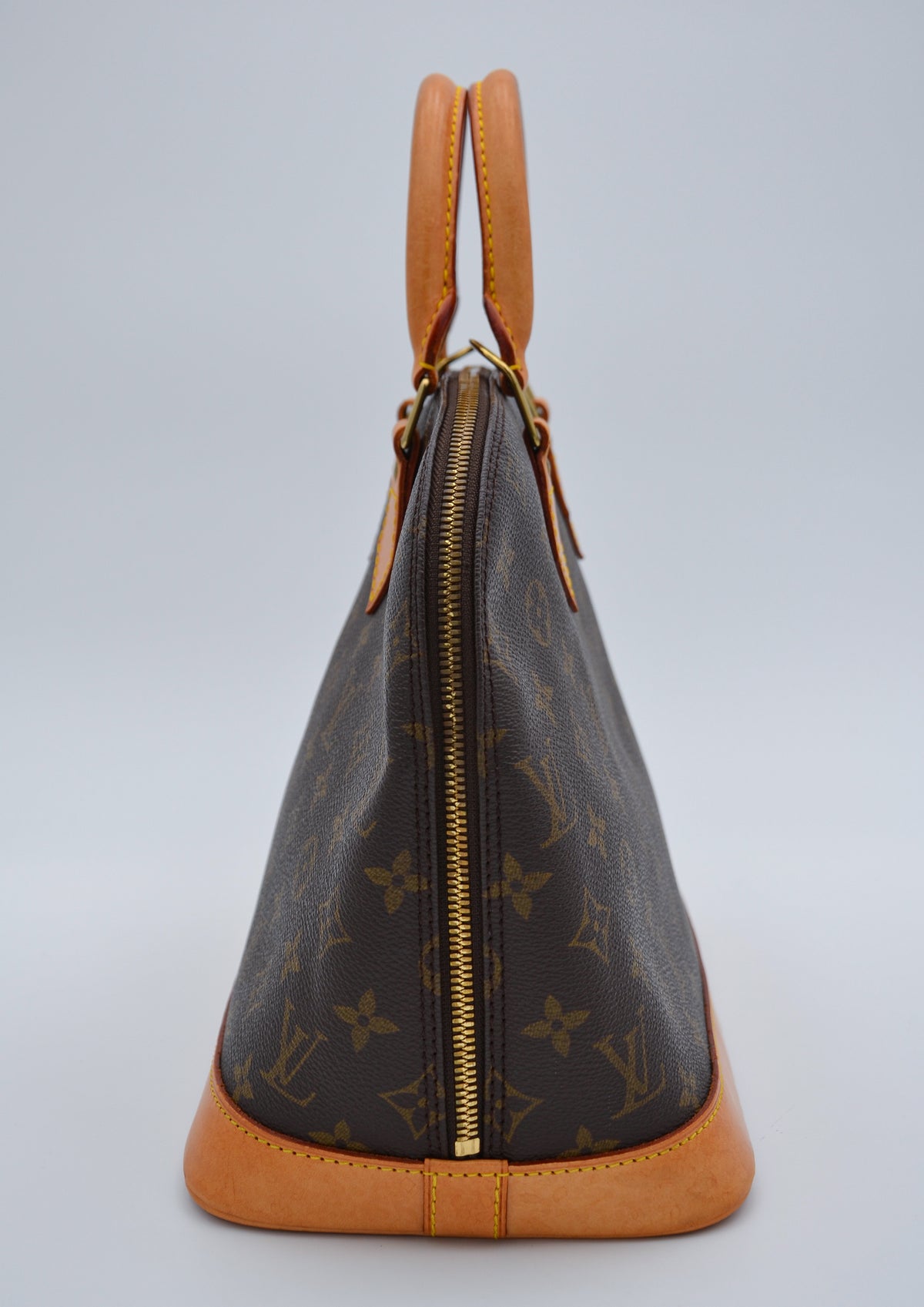 Louis Vuitton Alma PM