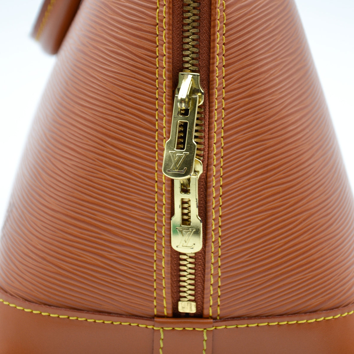 Louis Vuitton Alma PM Épi Cipango Gold