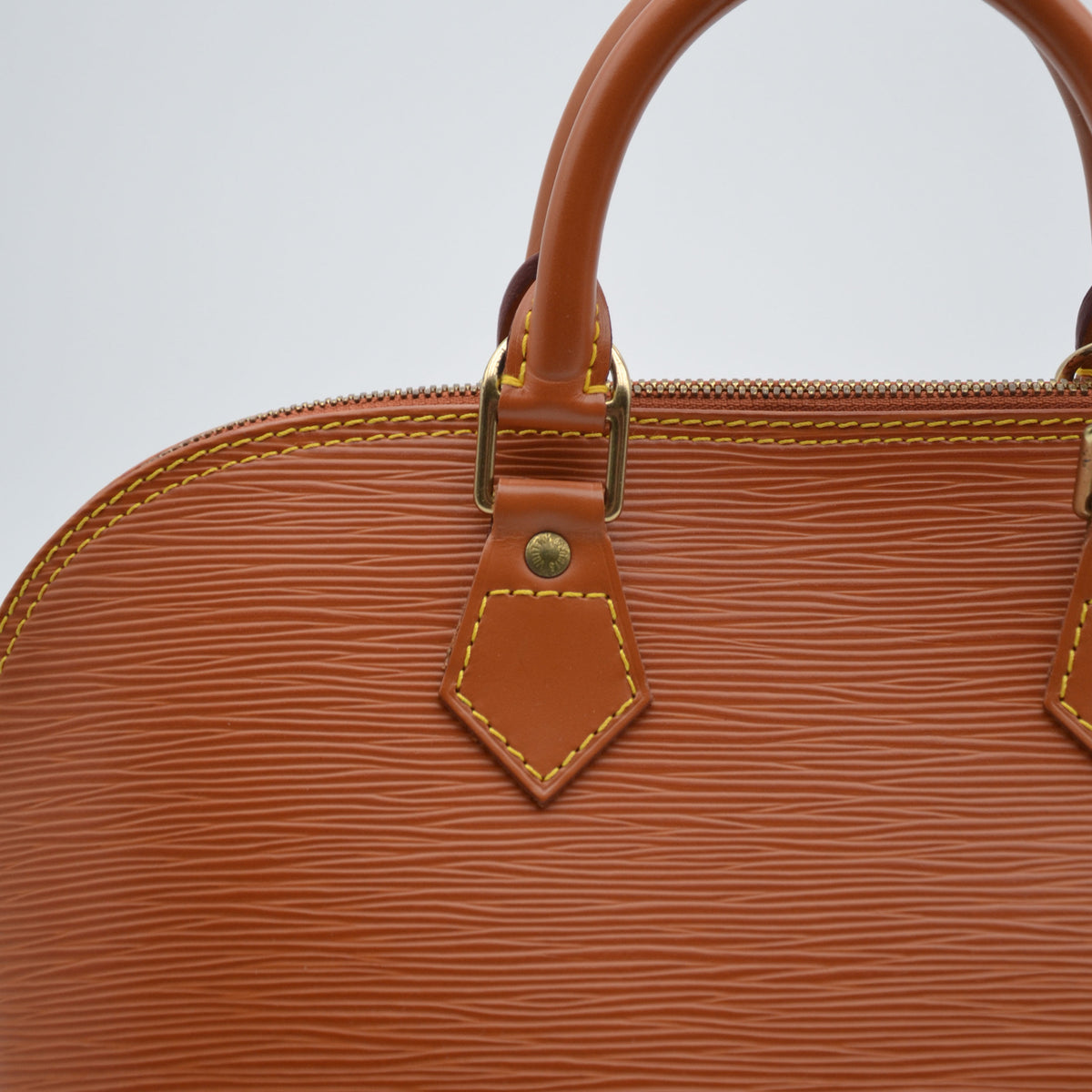 Louis Vuitton Alma PM Épi Cipango Gold