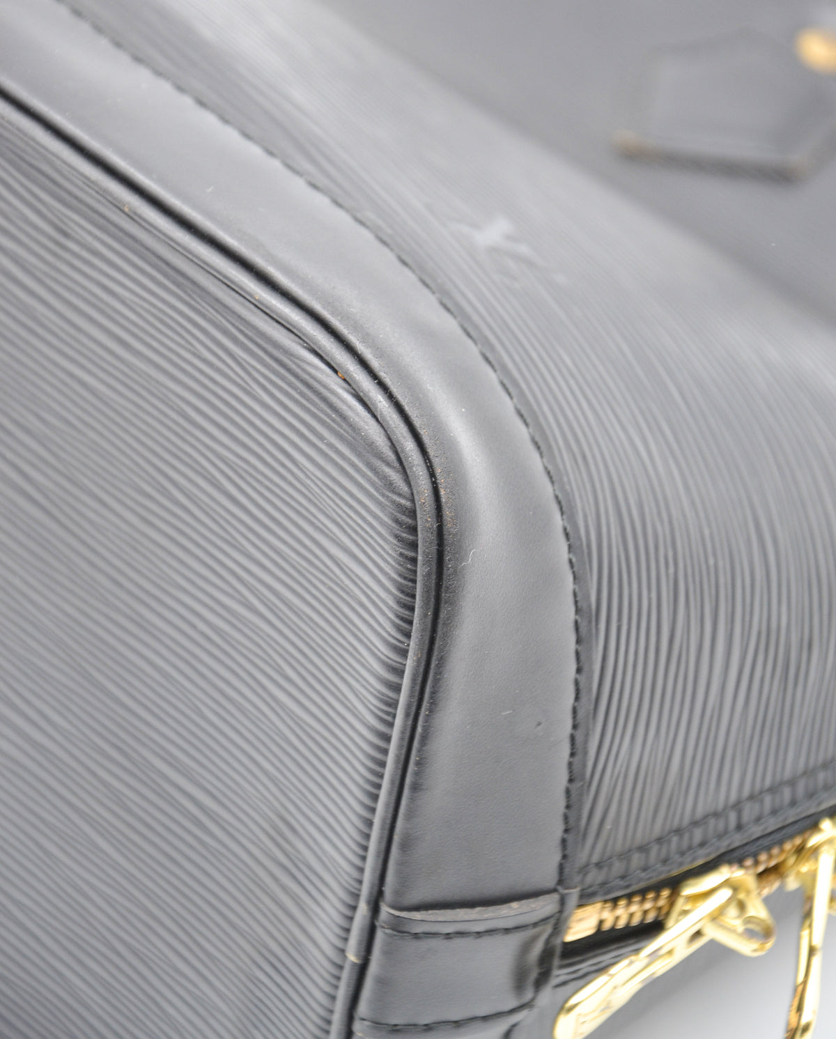 Sac Louis Vuitton Alma PM Cuir Épi Noir Vintage