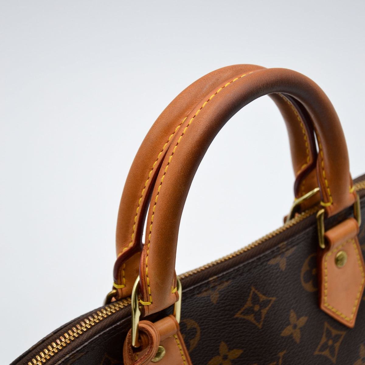 Louis Vuitton Alma PM toile Monogram