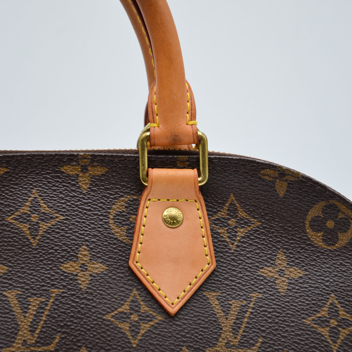 Louis Vuitton Alma PM toile Monogram