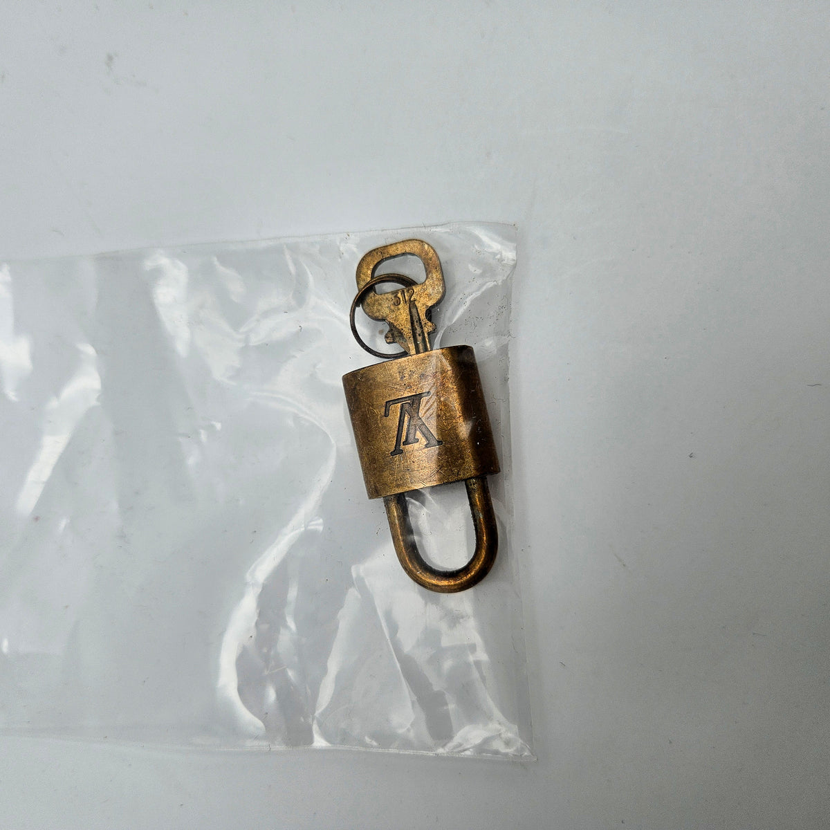 Louis Vuitton Alma PM