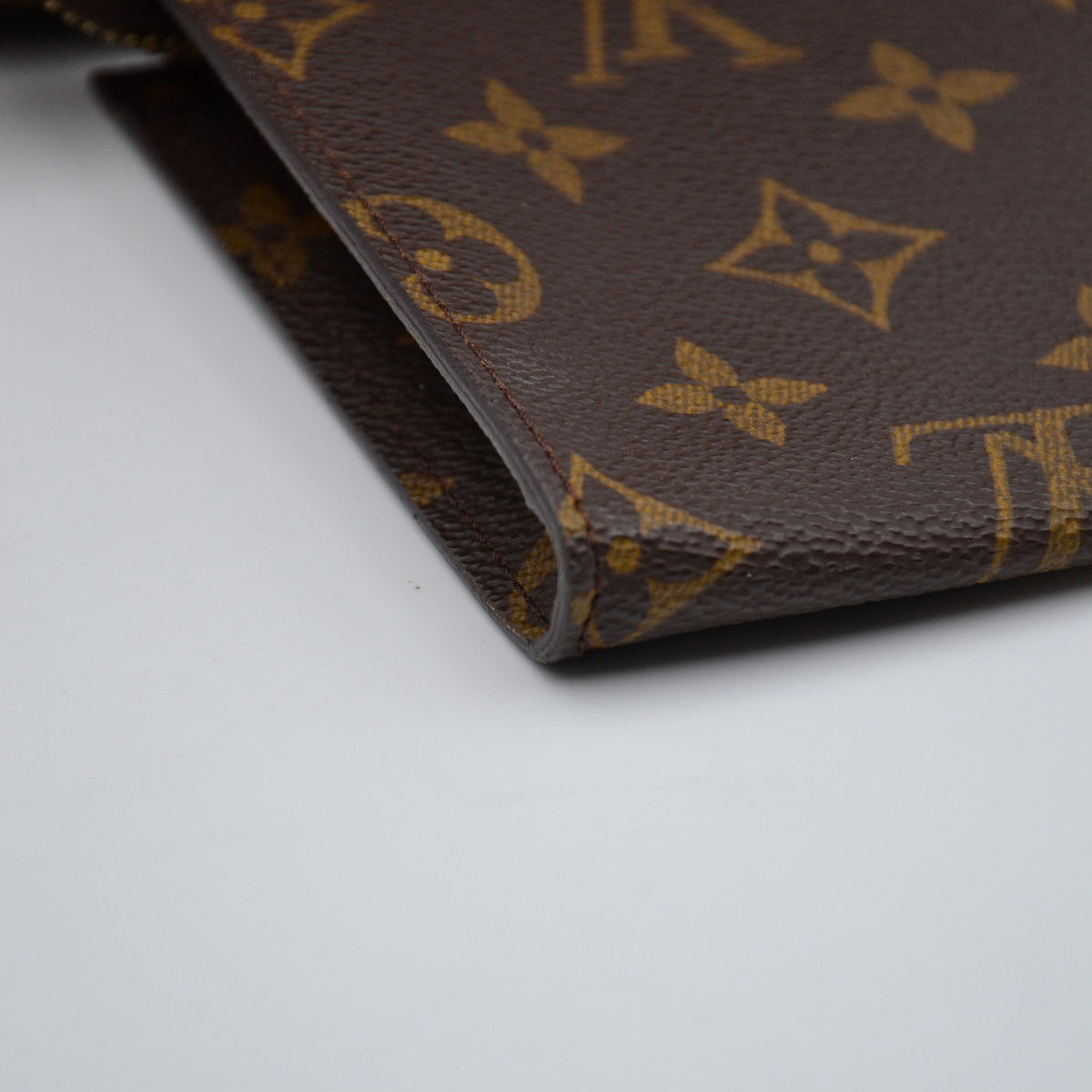 Louis Vuitton Bucket PM + pochette
