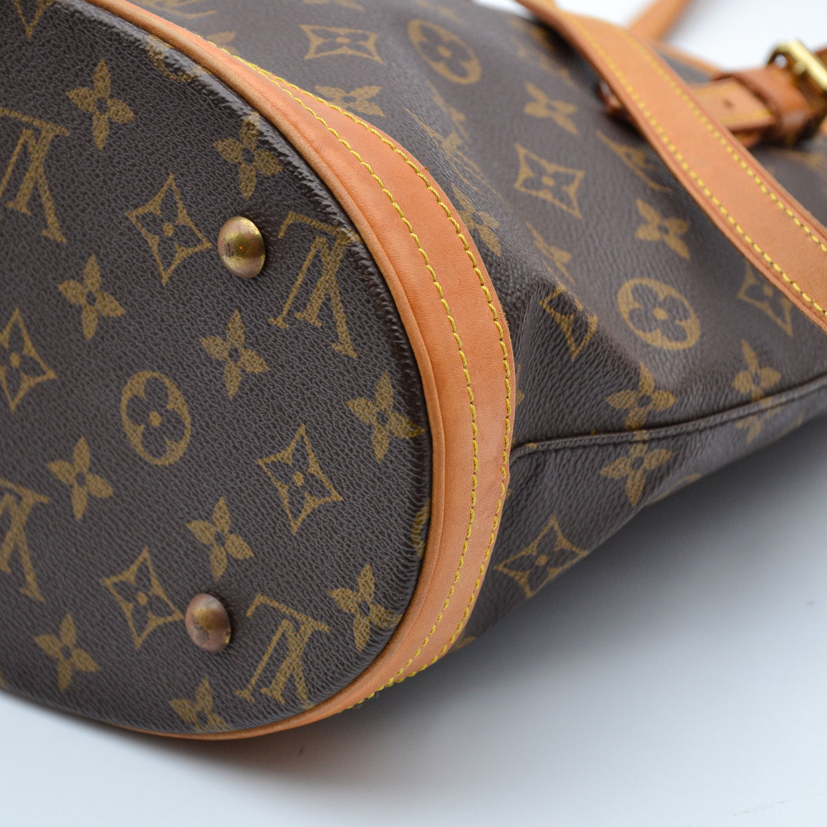Louis Vuitton Bucket PM + pochette