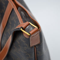 Céline Bucket Triomphe