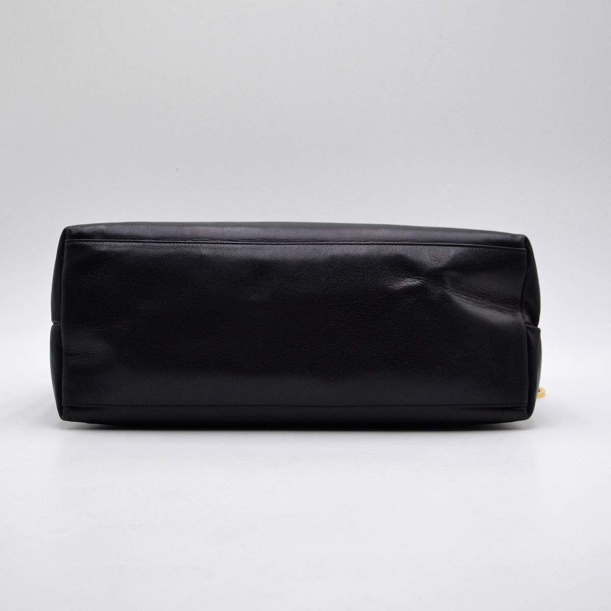Chanel Tote Vintage Circle Coco Charm
