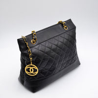 Chanel Tote Vintage Circle Coco Charm