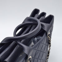 Cabas Chanel CC Caviar Matelassé Bleu Marine
