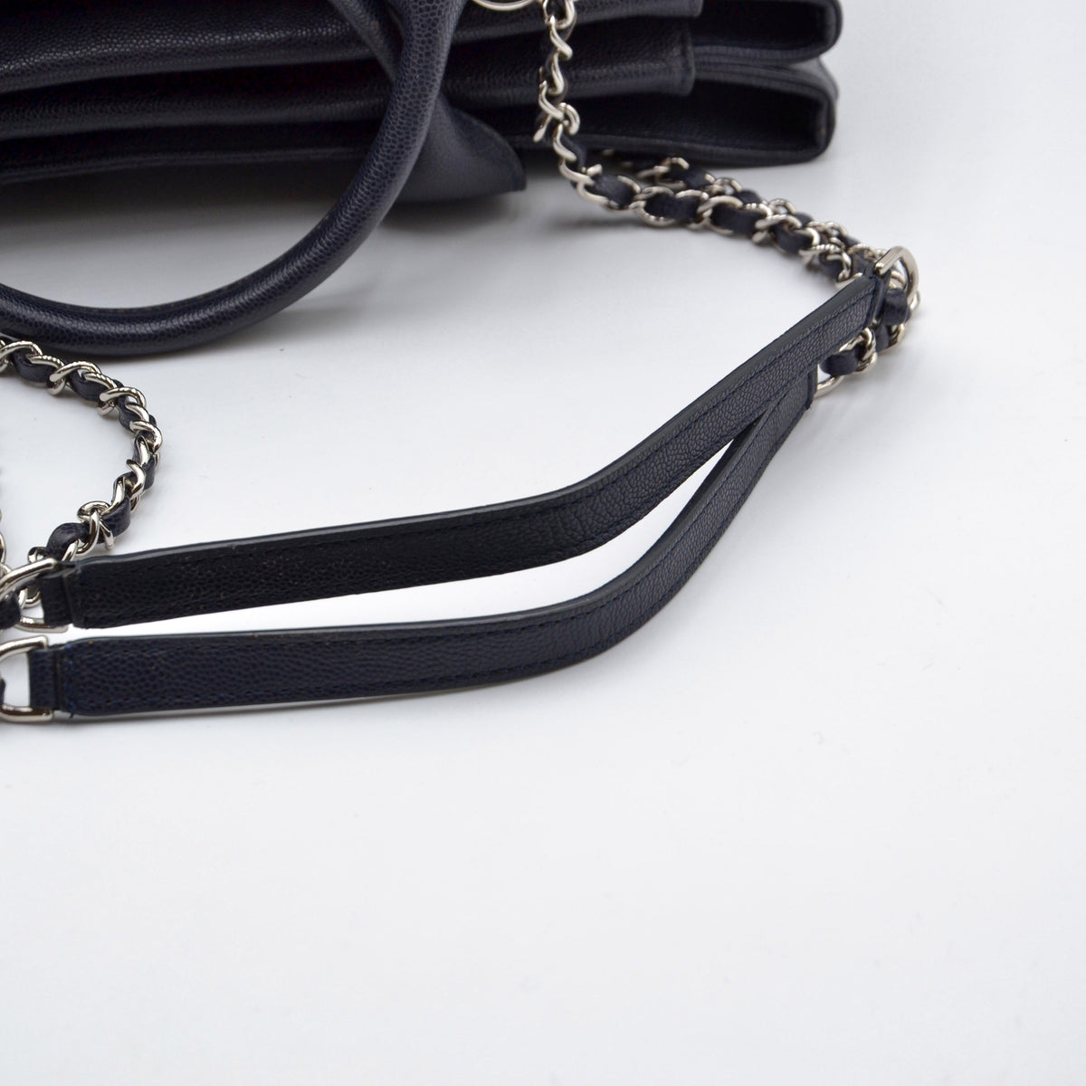 Cabas Chanel CC Caviar Matelassé Bleu Marine