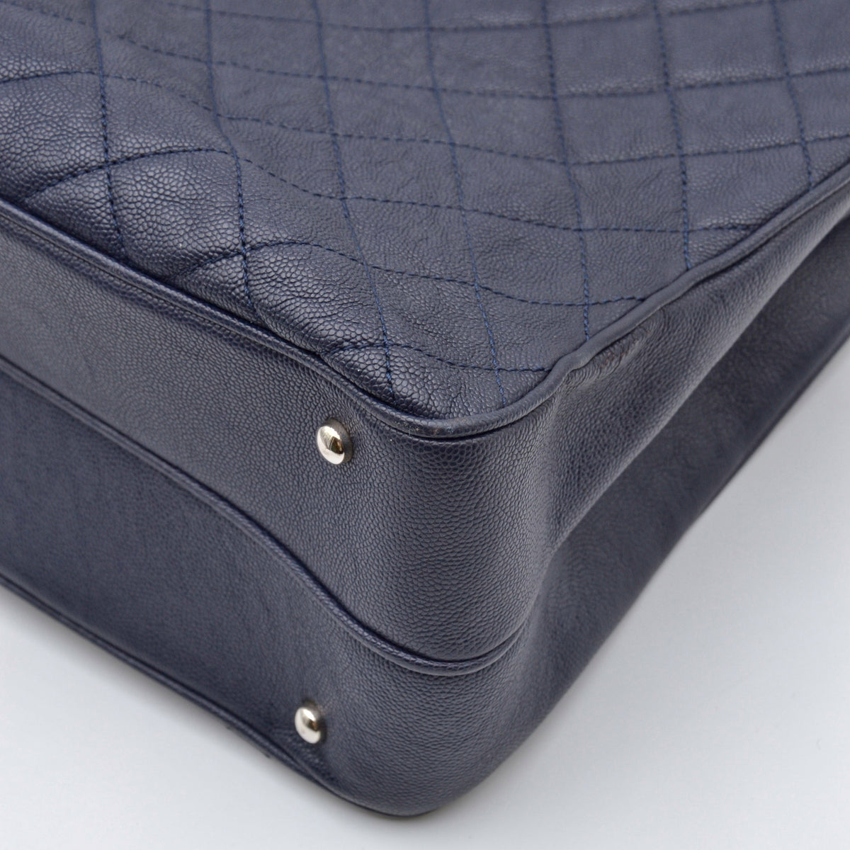 Cabas Chanel CC Caviar Matelassé Bleu Marine