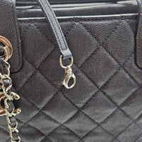 Cabas Chanel CC Caviar Matelassé Bleu Marine