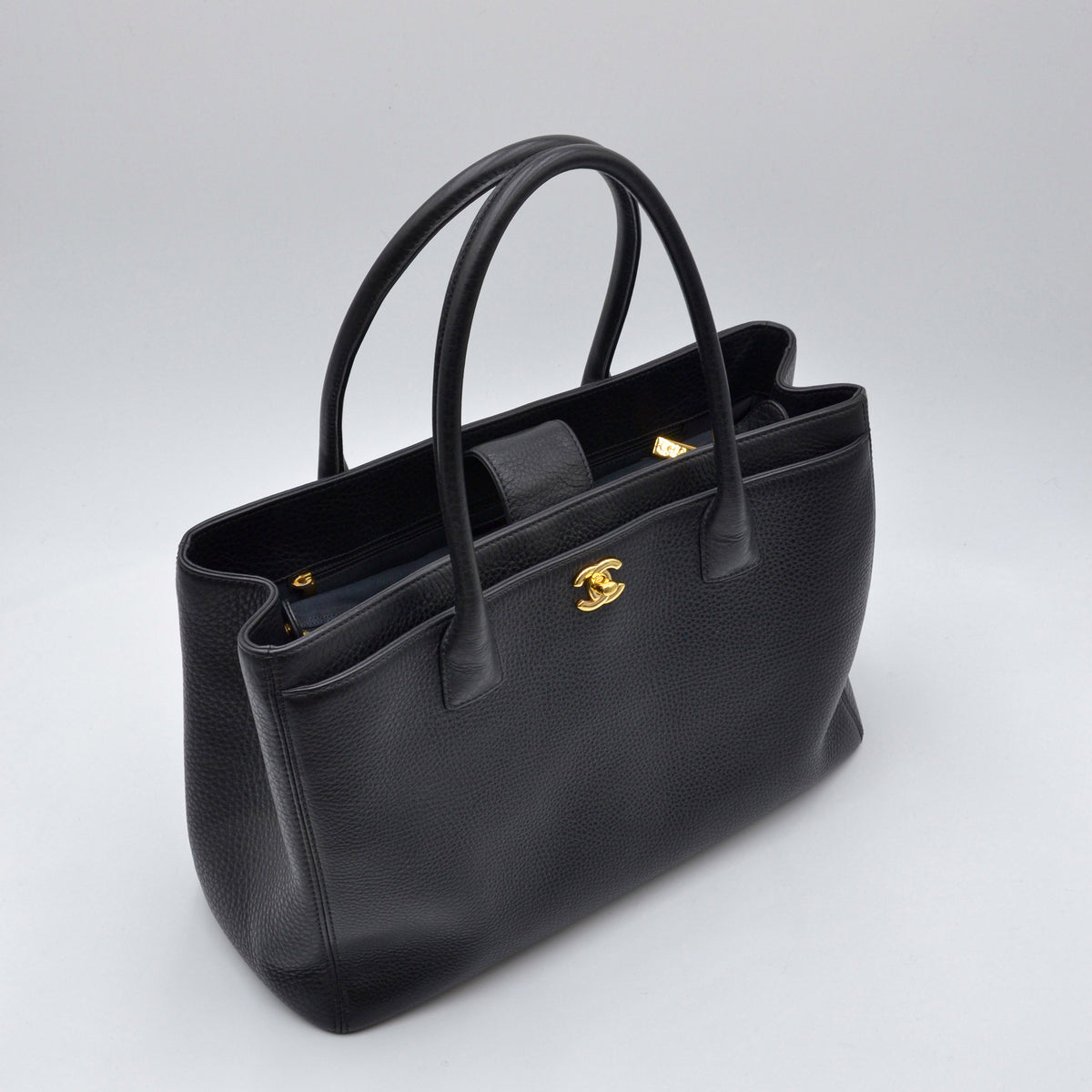 Sac Chanel Cerf Executive Tote Cuir Grainé Noir