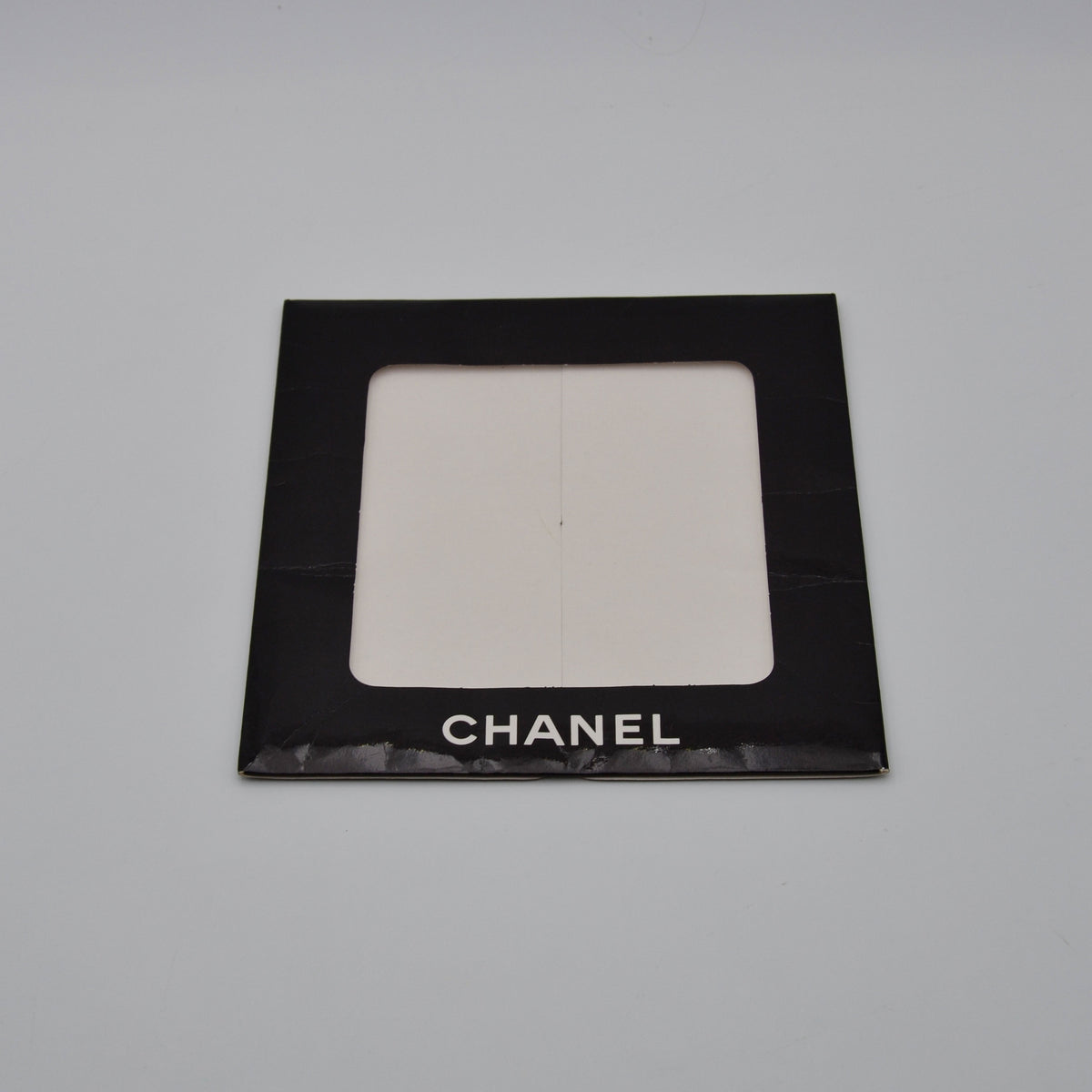 Foulard Chanel carré soie écru & or