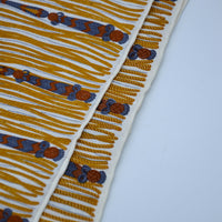 Foulard Chanel carré soie écru & or
